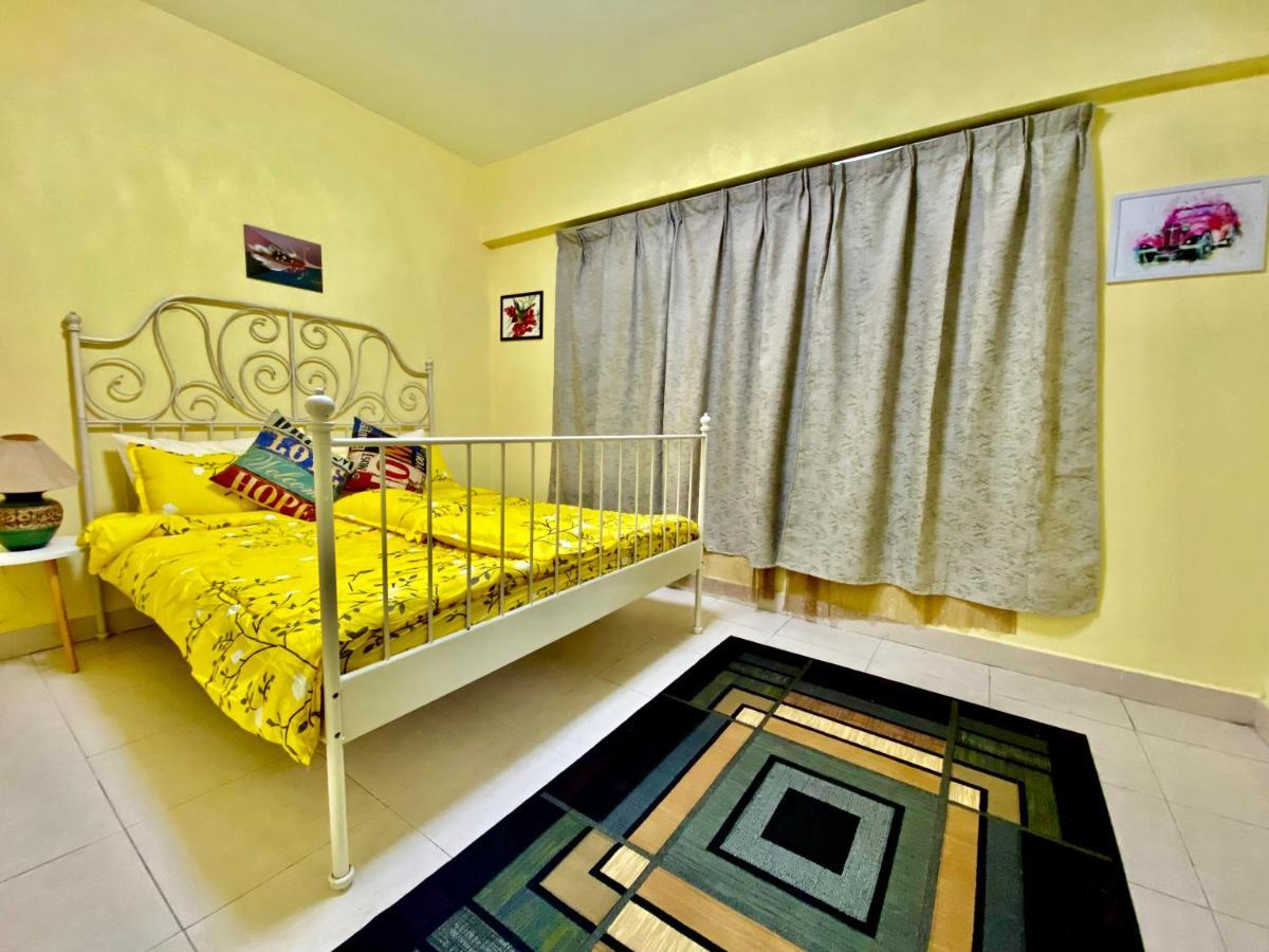Putravilla Condominium Lovely & Spacious With Public Pool Kampong Kerdas المظهر الخارجي الصورة
